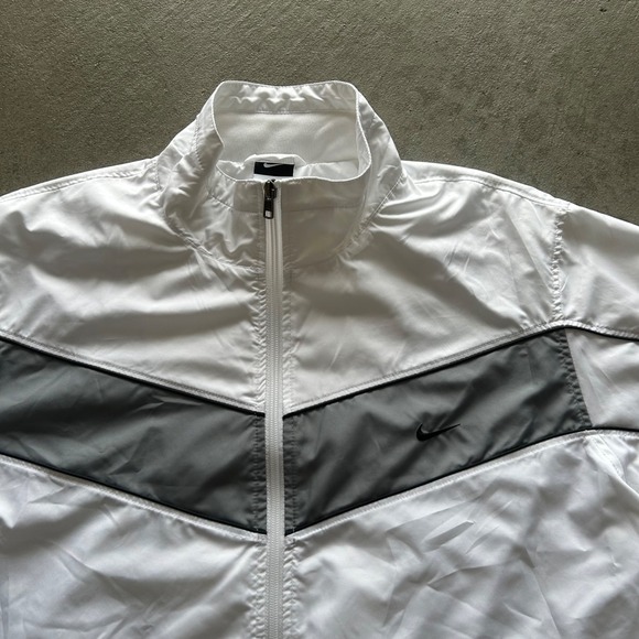 Vintage Nike Track Jacket Size XL White Full Zip Nylon Windbreaker - Picture 2 of 9